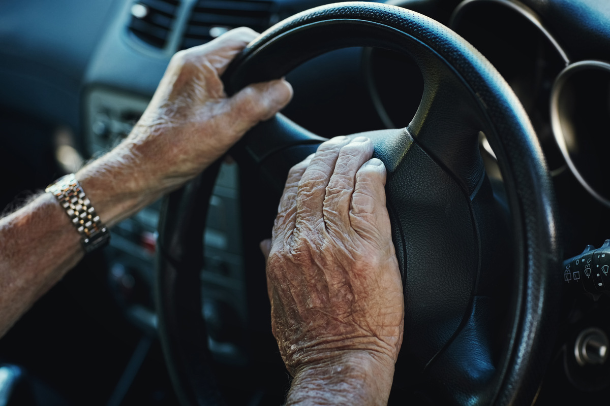 DVLA Eye Test Requirements for Drivers Over 70 1 DVLA Eye Test Requirements for Drivers Over 70 1