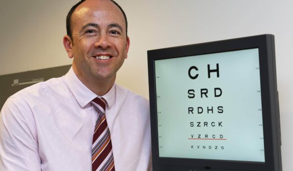 what to expect with your laser eye surgery consultation